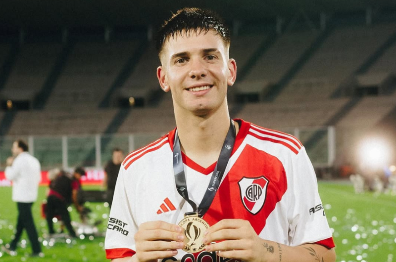 doi-tac-tu-choi-man-utd-gap-kho-thuong-vu-chieu-mo-vien-ngoc-quy-argentina