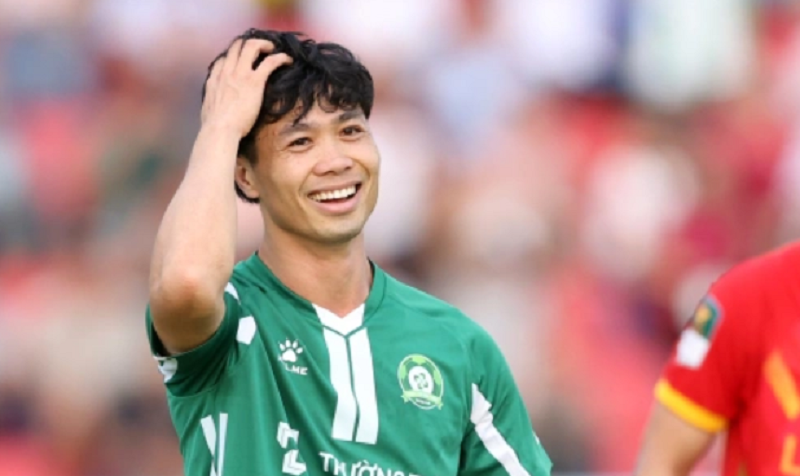 cong-phuong-dinh-chan-thuong-day-chang-hlv-viet-thang-phu-nhan-tin-don