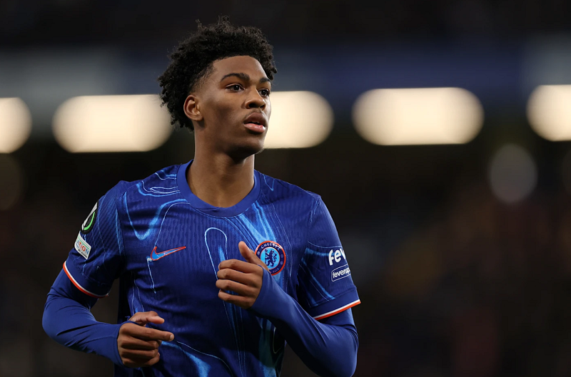 fiorentina-nham-acheampong-chelsea-kho-chap-nhan-danh-doi