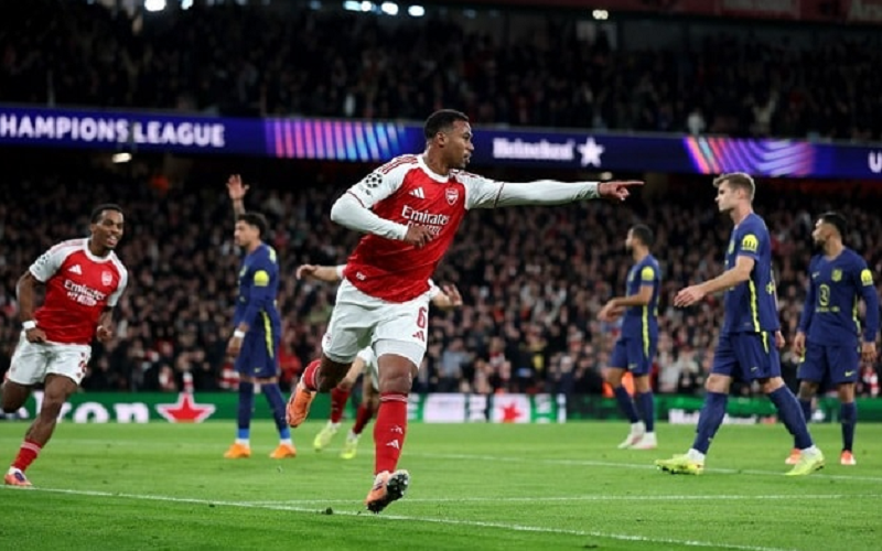 arsenal-co-dang-dap-nha-vo-dich-premier-league