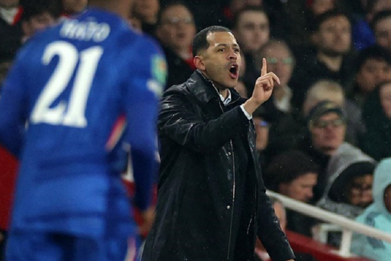 kevin-kilbane-chi-trich-rosenior-thieu-chieu-sau-trong-cach-dan-dat-chelsea