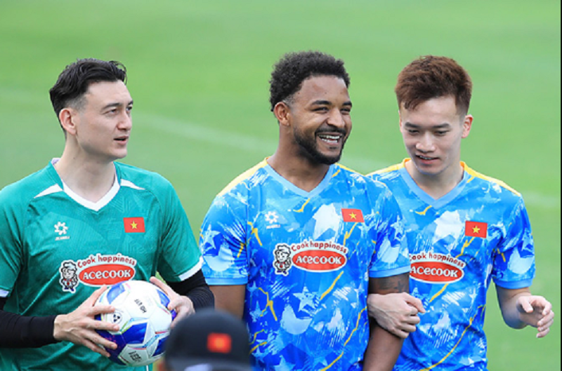 viet-cuong-tao-suc-ep-moi-tren-hang-cong-tuyen-viet-nam