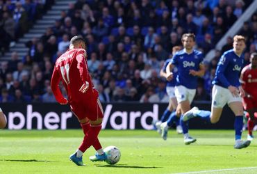 Everton vs Liverpool (20:00 – 19/04)