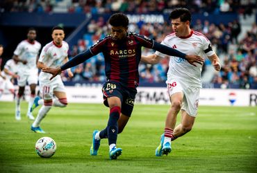 Levante vs Sevilla (00:00 – 24/04)
