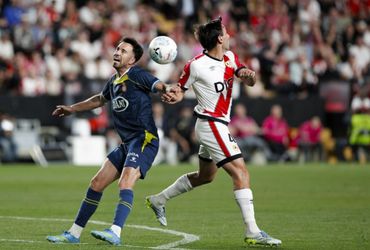 Rayo Vallecano vs Espanyol (01:00 – 24/04)